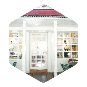 Cafe Honey Hut